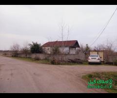 فروش 700 متر زمین به همراه خانه قدیمی روستایی در درگاه آستانه اشرفيه - 2